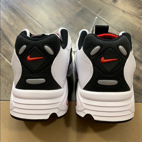 NIKE AIR MAX TRIAX White/University Red-Black men’ - Picture 8 of 16
